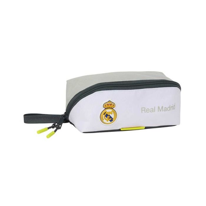 Safta Real Madrid Estuche Portatodo de 2.2L - Asa de Mano - Cremallera Diagonal - 20x8x8cm - Color Blanco y Negro