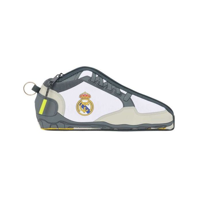Safta Real Madrid Estuche Portatodo de 0.5L con Forma de Bota - 1 Compartimento - Anilla para Colgar - Cierre con Cremallera - 24x10x2cm - Color Blanco y Negro