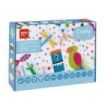 Apli Kids Pack de Manualidades con Pompones, Formas de Goma EVA, Piedras Fantasia Adhesivas, Lentejuelas, Palos de Madera, Ojos