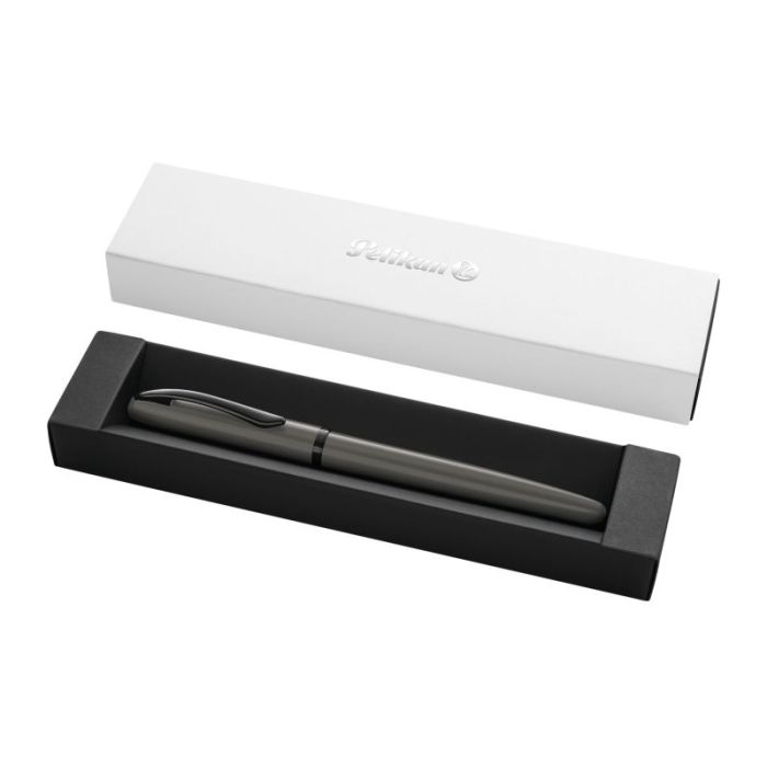 Pelikan Jazz Noble Pluma Estilografica - Punta M - Cuerpo Satinado con Detalles Cromados - Mecanismo de Cartucho Universal - Est