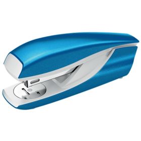 Petrus 635 Grapadora Metalica - Hasta 30 Hojas - Extraegrapas Integrado - Grapado Cerrado, Abierto y Clavado - Color Azul Metalizado