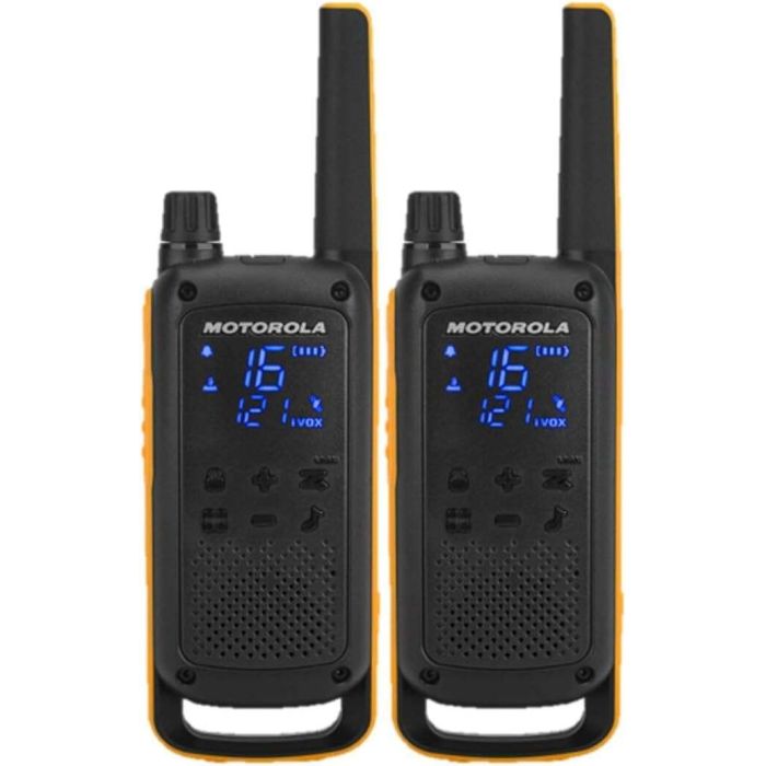 Motorola TLKR T82 Extreme Pack 2 Walkie Talkies - 16 Canales PMR446 y 121 Codigos - Alcance de hasta 10km en Campo Abierto - Autonomia hasta 18h - Color Negro/Amarillo
