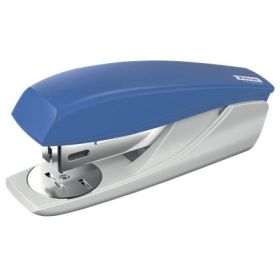 Petrus 210 Recycle Grapadora de Sobremesa - Grapa hasta 25 Hojas - 96% de Plastico Reciclado - Grapado Abierto, Cerrado y Clavado - Incluye 200 grapas Petrus 22/6 - Color Azul