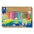 Staedtler Noris Junior Pack de 18 Lapices de Colores Extragruesos + Sacapuntas + Pincel - 3 en 1, Lapiz, Cera y Acuarelable - Colores Surtidos