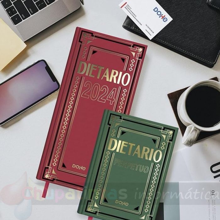 Dohe Dietario Anual Cuarto - Dia Pagina - Fabricado en Geltex con Carton Contracolado - Tamaño 15x21cm - Colores Surtidos Aleatorios