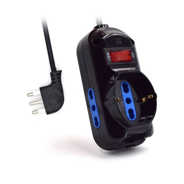 Ewent Regleta con 3 Tomas - 2 Tomas L + 1 Toma L/F (Schuko) - Interruptor On/Off - Enchufe Italiano Plano en Angulo - Cable de 1.5m - Color Negro